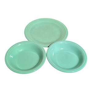 Fiestaware Sea Mist Or Jadeite Color Vintage 3pc set Plate And 2 Bowls/Plate